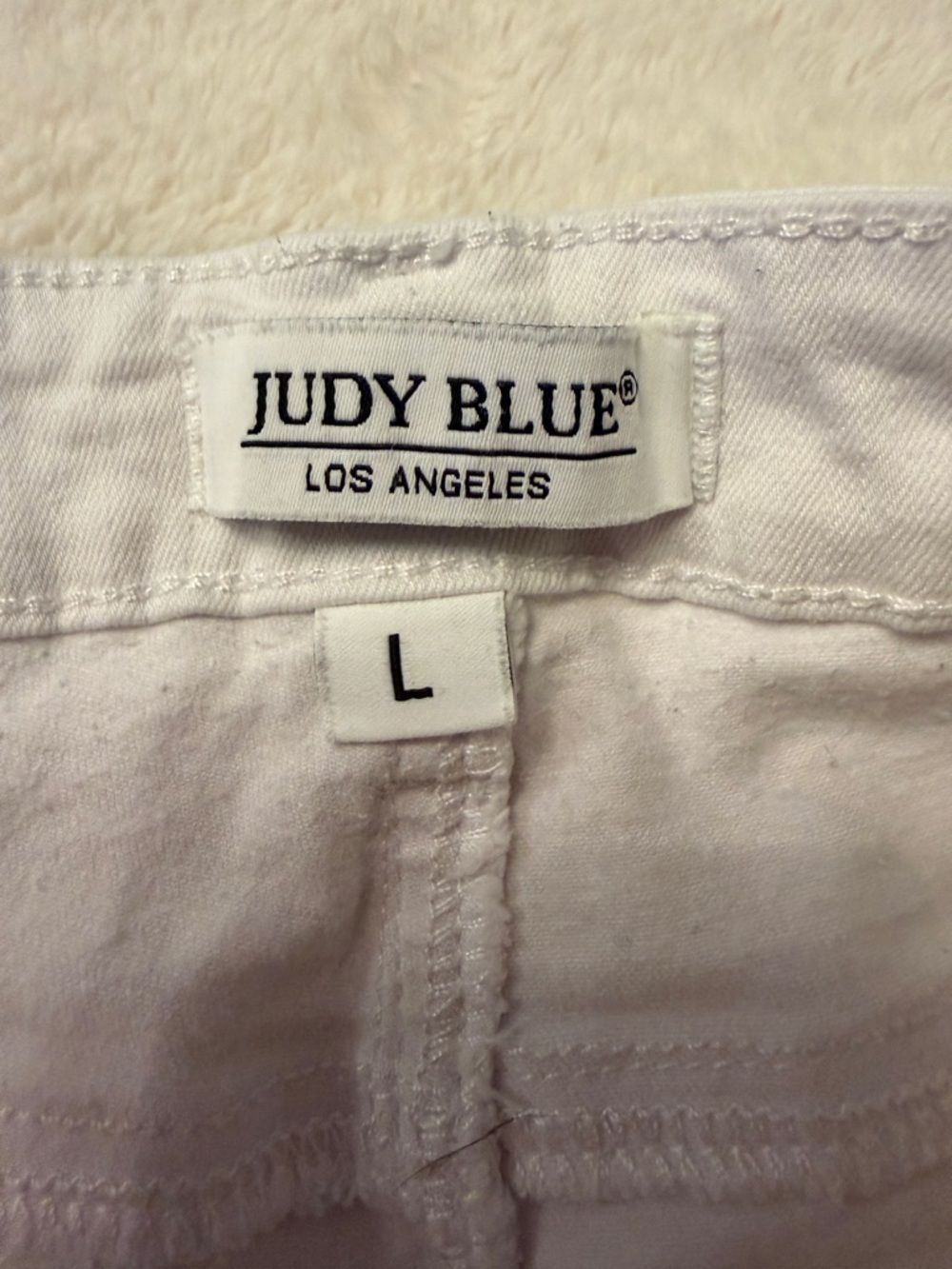 White Judy Blue Stretch Denim Shorts - Picture 3 of 4